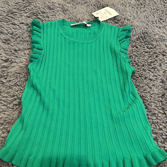 ZARA RUFFLED SLEEVELESS TOP - Picture 3 of 3